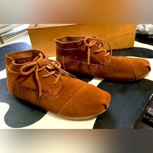 Tom’s suede moccasin ankle boots. Size 8